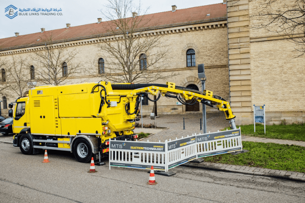 DINOCITY Suction Excavator for Inner-City Projects
